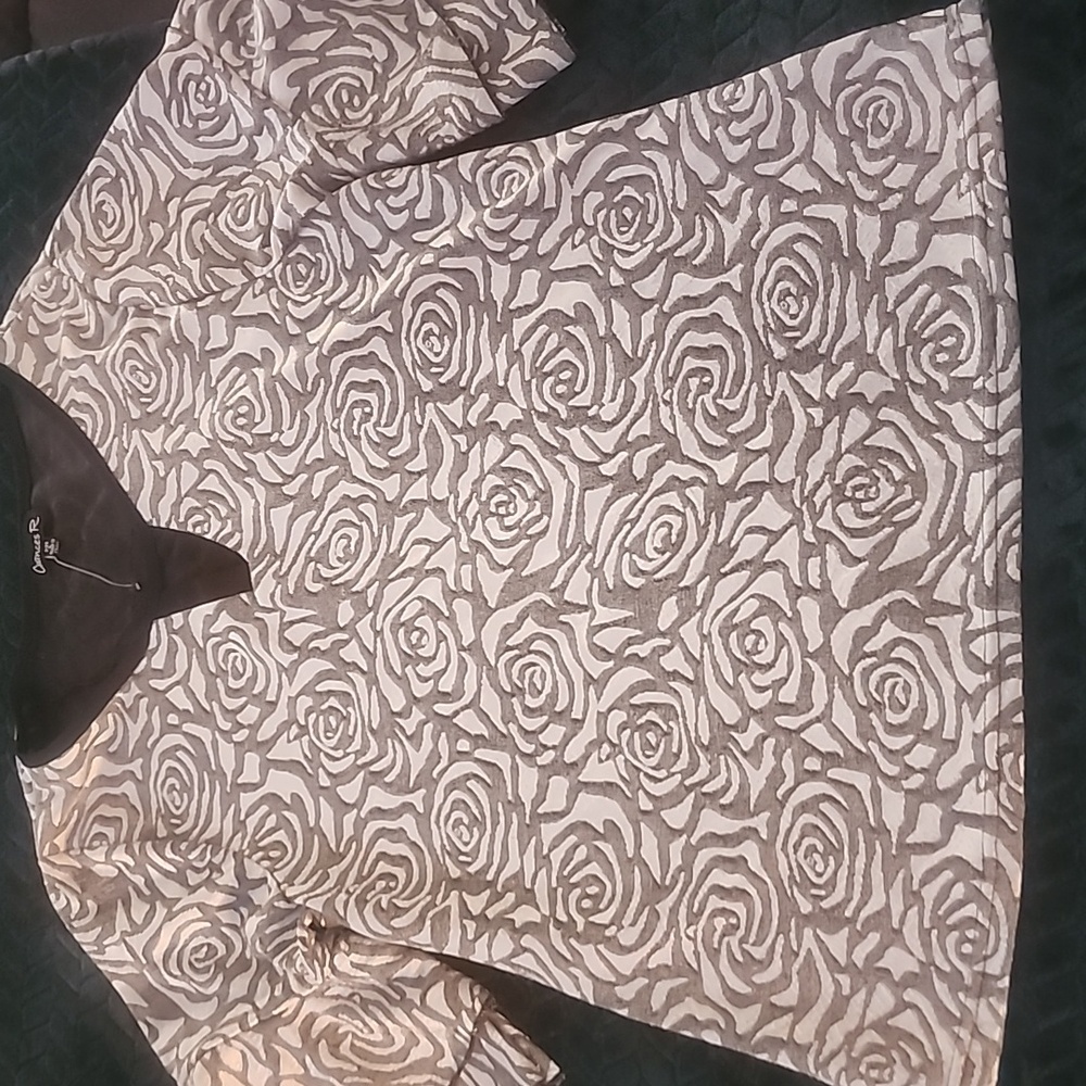 Women's blouse